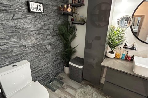 Copropriété à vendre à Miami, Floride: 2 chambres, 136.57 m2 № 2003890 - photo 28