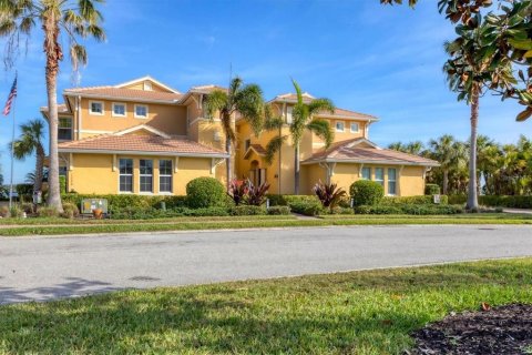 Copropriété à louer à Bradenton, Floride: 3 chambres, 216.65 m2 № 1877351 - photo 1