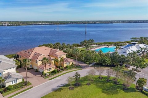 Copropriété à louer à Bradenton, Floride: 3 chambres, 216.65 m2 № 1877351 - photo 8