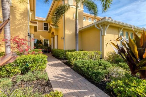Copropriété à louer à Bradenton, Floride: 3 chambres, 216.65 m2 № 1877351 - photo 10