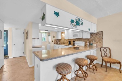Купить кондоминиум в Ротонда, Флорида 4 комнаты, 117.61м2, № 1580645 - фото 8