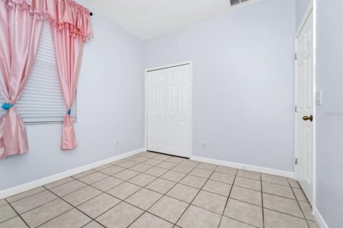 Casa en alquiler en Orlando, Florida, 4 dormitorios, 183.2 m2 № 1844837 - foto 24