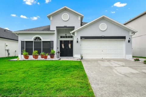 Casa en alquiler en Orlando, Florida, 4 dormitorios, 183.2 m2 № 1844837 - foto 1