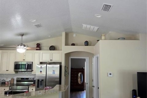 Villa ou maison à vendre à Citrus Springs, Floride: 3 chambres, 130.43 m2 № 1782178 - photo 8