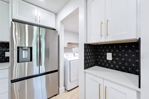 Condo in West Palm Beach, Florida, 1 bedroom  № 1857399 - photo 18