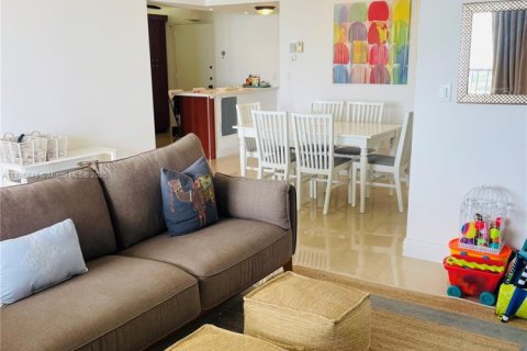 Condo in Aventura, Florida, 2 bedrooms  № 1933526 - photo 5