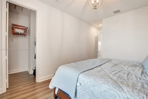 Adosado en alquiler en Boca Raton, Florida, 4 dormitorios, 223.15 m2 № 1975490 - foto 21