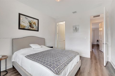 Adosado en alquiler en Boca Raton, Florida, 4 dormitorios, 223.15 m2 № 1975490 - foto 27