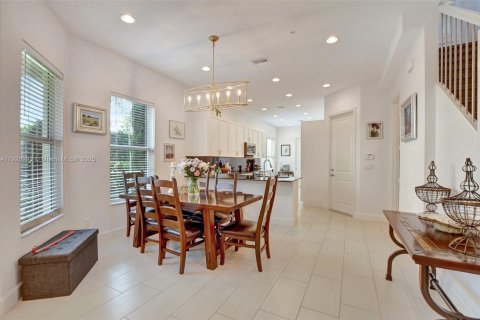 Adosado en alquiler en Boca Raton, Florida, 4 dormitorios, 223.15 m2 № 1975490 - foto 13