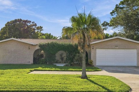 Casa en venta en Saint Petersburg, Florida, 3 dormitorios, 169.55 m2 № 2383342 - foto 2