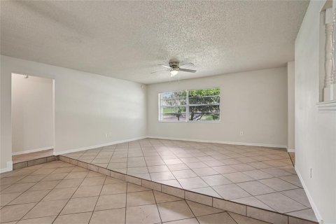 Casa en venta en Orlando, Florida, 3 dormitorios, 156.08 m2 № 1876649 - foto 8