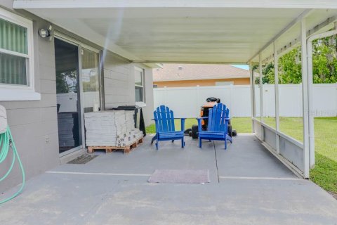 House in Kissimmee, Florida 2 bedrooms, 72.65 sq.m. № 1843896 - photo 12