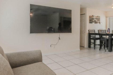 House in Kissimmee, Florida 2 bedrooms, 72.65 sq.m. № 1843896 - photo 6