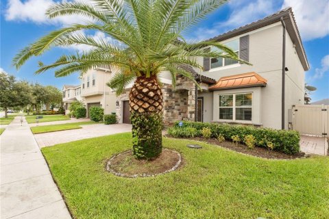 Casa en venta en Orlando, Florida, 5 dormitorios, 293.2 m2 № 1899355 - foto 5