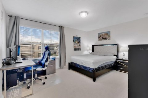 Casa en venta en Orlando, Florida, 5 dormitorios, 293.2 m2 № 1899355 - foto 23