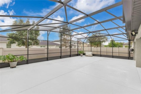 Casa en venta en Orlando, Florida, 5 dormitorios, 293.2 m2 № 1899355 - foto 3