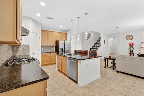 Casa en venta en Orlando, Florida, 5 dormitorios, 293.2 m2 № 1899355 - foto 7