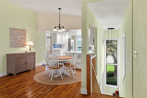 House in New Smyrna Beach, Florida 4 bedrooms, 230.03 sq.m. № 1781036 - photo 20