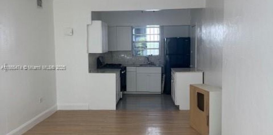 Кондоминиум с 2 спальнями в Майами-Бич, Флорида № 1922520