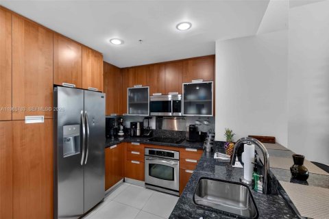 Condominio en venta en North Bay Village, Florida, 2 dormitorios, 161.19 m2 № 2027848 - foto 9