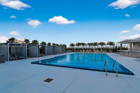 Condominio en venta en North Bay Village, Florida, 2 dormitorios, 161.19 m2 № 2027848 - foto 29