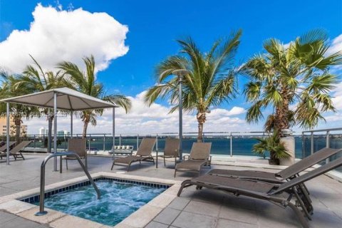Condominio en venta en North Bay Village, Florida, 2 dormitorios, 161.19 m2 № 2027848 - foto 30