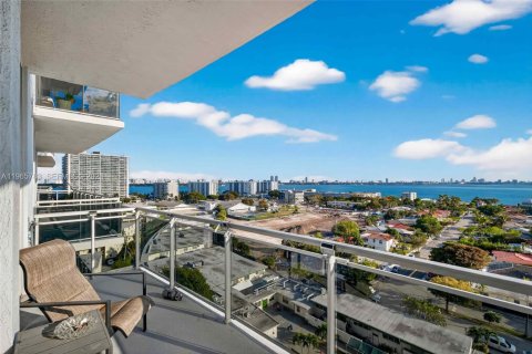 Condominio en venta en North Bay Village, Florida, 2 dormitorios, 161.19 m2 № 2027848 - foto 21