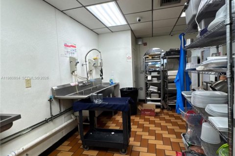 Купить коммерческую недвижимость в Хомстед, Флорида № 2024268 - фото 7