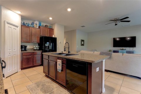 House in Wimauma, Florida 4 bedrooms, 179.77 sq.m. № 1843604 - photo 24