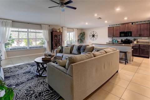 House in Wimauma, Florida 4 bedrooms, 179.77 sq.m. № 1843604 - photo 19