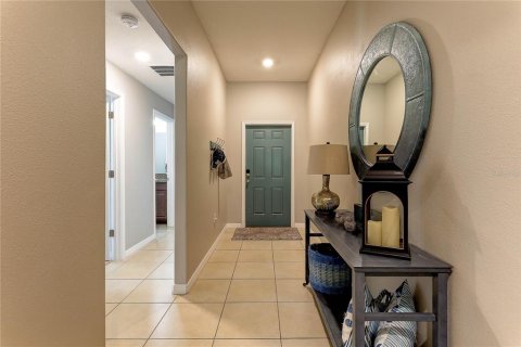 House in Wimauma, Florida 4 bedrooms, 179.77 sq.m. № 1843604 - photo 13
