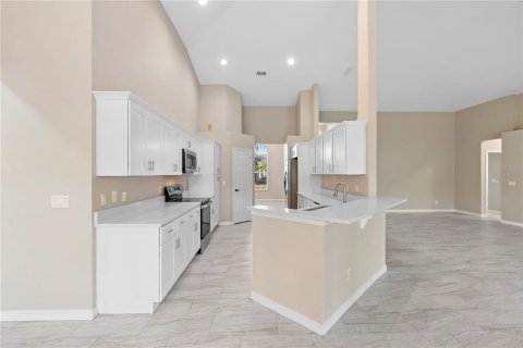 Casa en alquiler en Apopka, Florida, 4 dormitorios, 245.45 m2 № 1906773 - foto 8