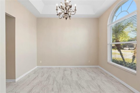 Casa en alquiler en Apopka, Florida, 4 dormitorios, 245.45 m2 № 1906773 - foto 12