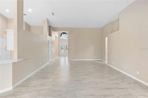 Casa en alquiler en Apopka, Florida, 4 dormitorios, 245.45 m2 № 1906773 - foto 4