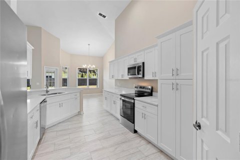 Casa en alquiler en Apopka, Florida, 4 dormitorios, 245.45 m2 № 1906773 - foto 10