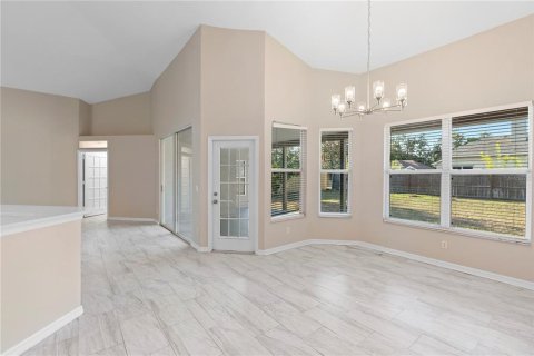 Casa en alquiler en Apopka, Florida, 4 dormitorios, 245.45 m2 № 1906773 - foto 7