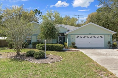 House in Dunnellon, Florida 3 bedrooms, 224.82 sq.m. № 1894483 - photo 1