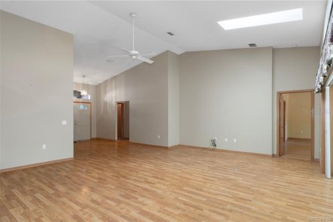 House in Dunnellon, Florida 3 bedrooms, 224.82 sq.m. № 1894483 - photo 12