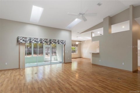 House in Dunnellon, Florida 3 bedrooms, 224.82 sq.m. № 1894483 - photo 9