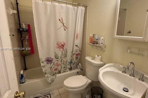 House in Miami, Florida 3 bedrooms, 127 sq.m. № 2041685 - photo 10