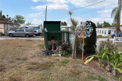 Commercial property in Punta Gorda, Florida 579.06 sq.m. № 2102004 - photo 4