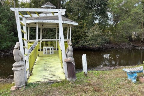Commercial property in Punta Gorda, Florida 579.06 sq.m. № 2102004 - photo 11