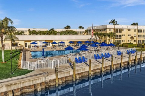 Condominio en venta en Boynton Beach, Florida, 2 dormitorios, 111.48 m2 № 2261767 - foto 29
