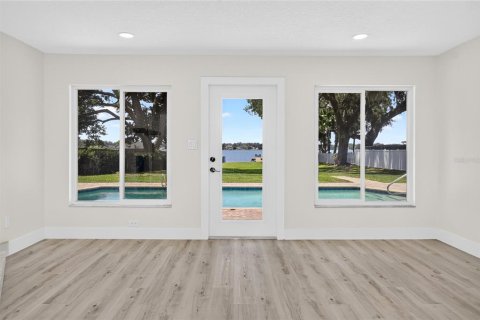Villa ou maison à louer à Orlando, Floride: 4 chambres, 250.84 m2 № 2277143 - photo 9