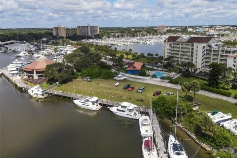 Condo in Daytona Beach, Florida, 3 bedrooms № 2330536 - photo 18