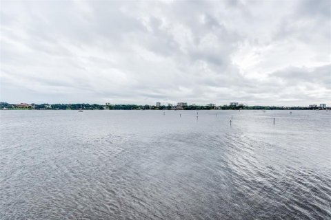Condo in Daytona Beach, Florida, 3 bedrooms № 2330536 - photo 14