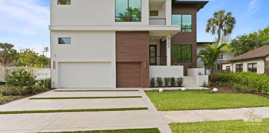 Casa en Tampa, Florida 5 dormitorios, 447.79 m2 № 1839074