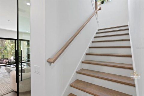 Casa en venta en Tampa, Florida, 5 dormitorios, 447.79 m2 № 1839074 - foto 25