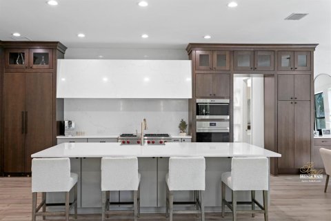 Casa en venta en Tampa, Florida, 5 dormitorios, 447.79 m2 № 1839074 - foto 13