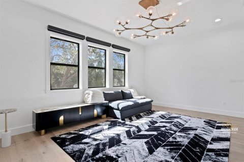 Casa en venta en Tampa, Florida, 5 dormitorios, 447.79 m2 № 1839074 - foto 27